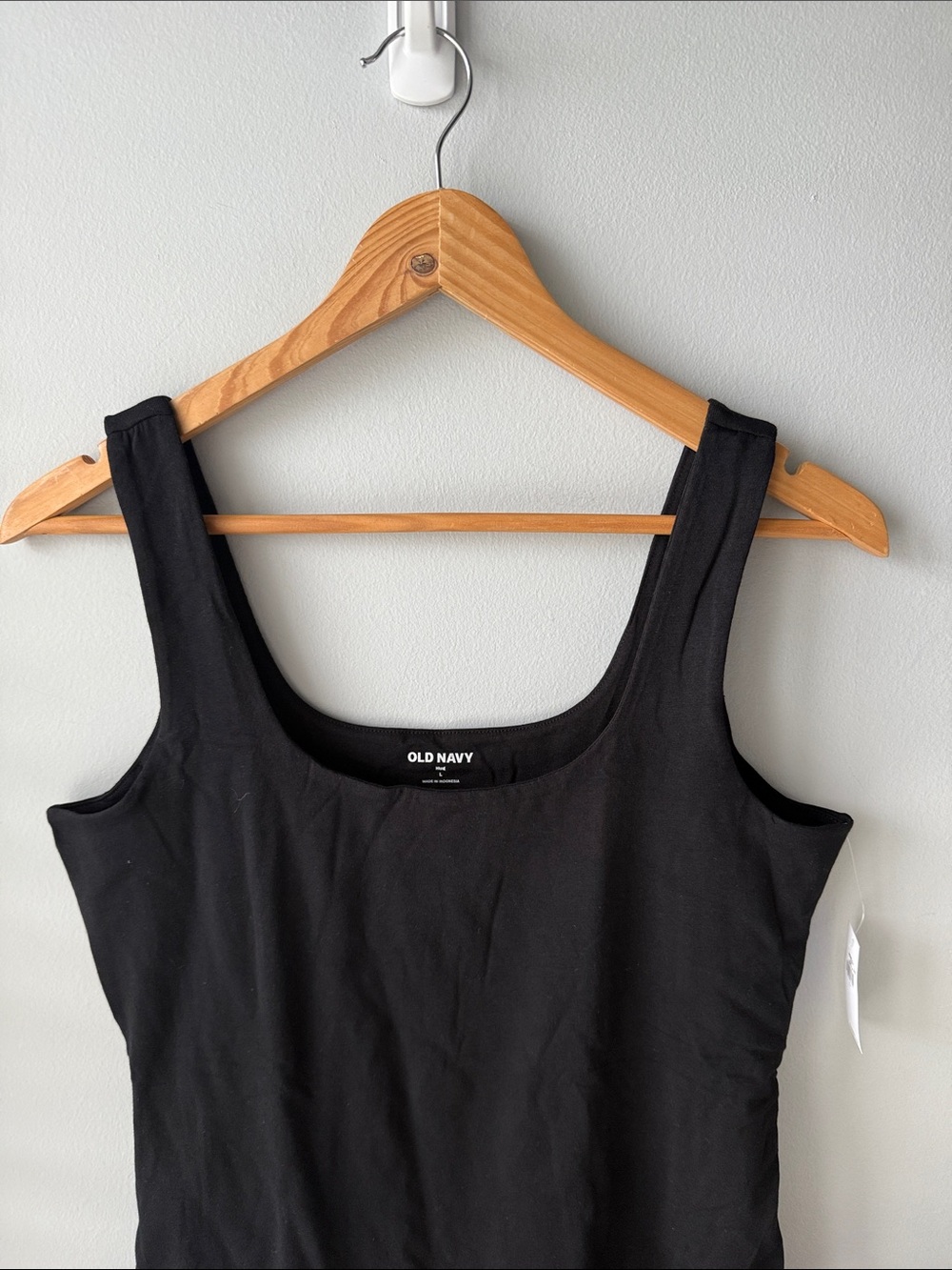Old Navy Black Double-Layer Scoop-Neck Bodysuit NWT‎ - Picture 5 of 11
